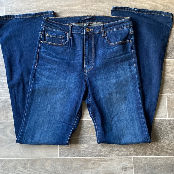Numero Women's Hudson High Rise Flare Jeans - Picture 3 of 6